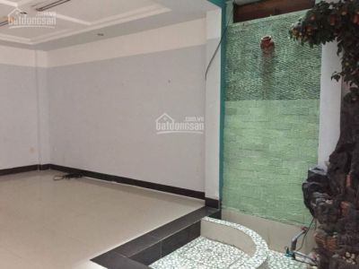 2. Cho thuê nhà 1 trệt 2 lầu, gần đài truyền hình Bình Dương 17tr/th. LH 0986316377