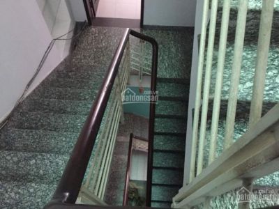 5. Cho thuê nhà 1 trệt 2 lầu, gần đài truyền hình Bình Dương 17tr/th. LH 0986316377